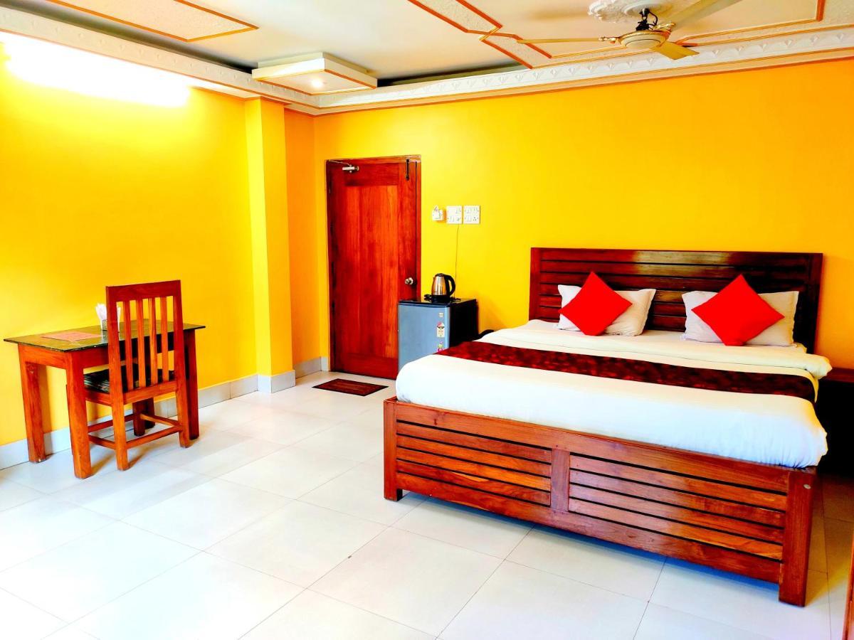 Hotel Nakshatra Karimganj Bagian luar foto