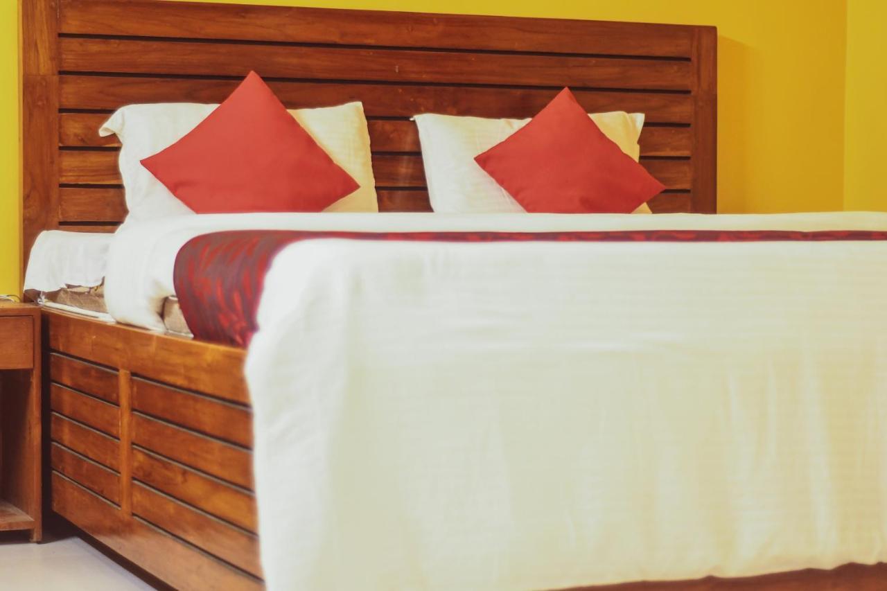 Hotel Nakshatra Karimganj Bagian luar foto